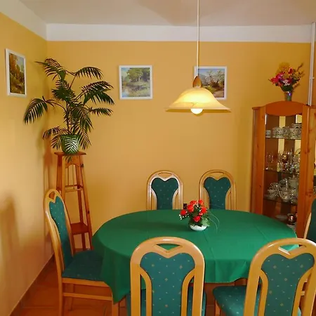 Rogallo 3* Hořičky